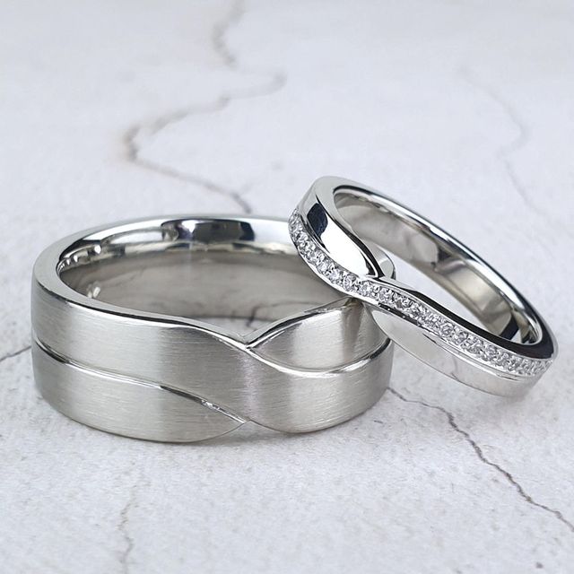 Matching bride and groom wedding clearance rings